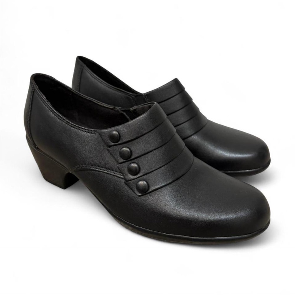Women Clarks Bendables Black Leather Ingalls Falls Heeled Booties Shoes Size 7.5